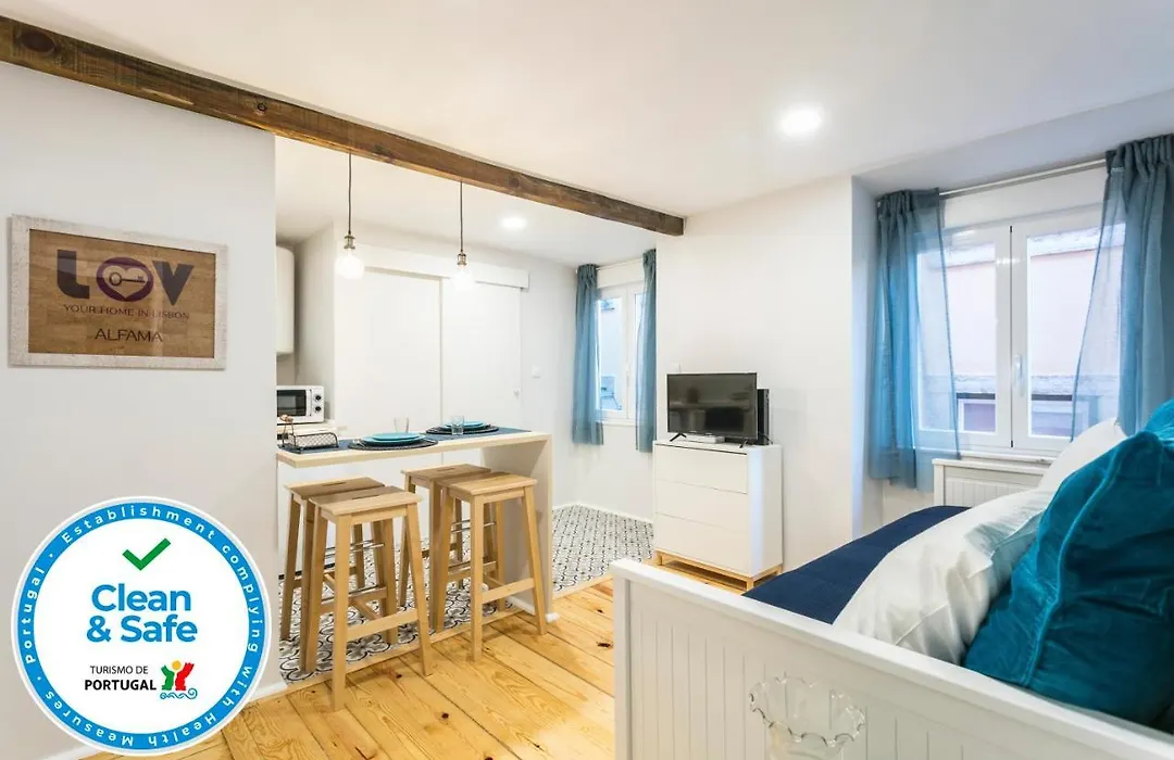 Lov'Alfama, At Home In Lisbon Apartments-1