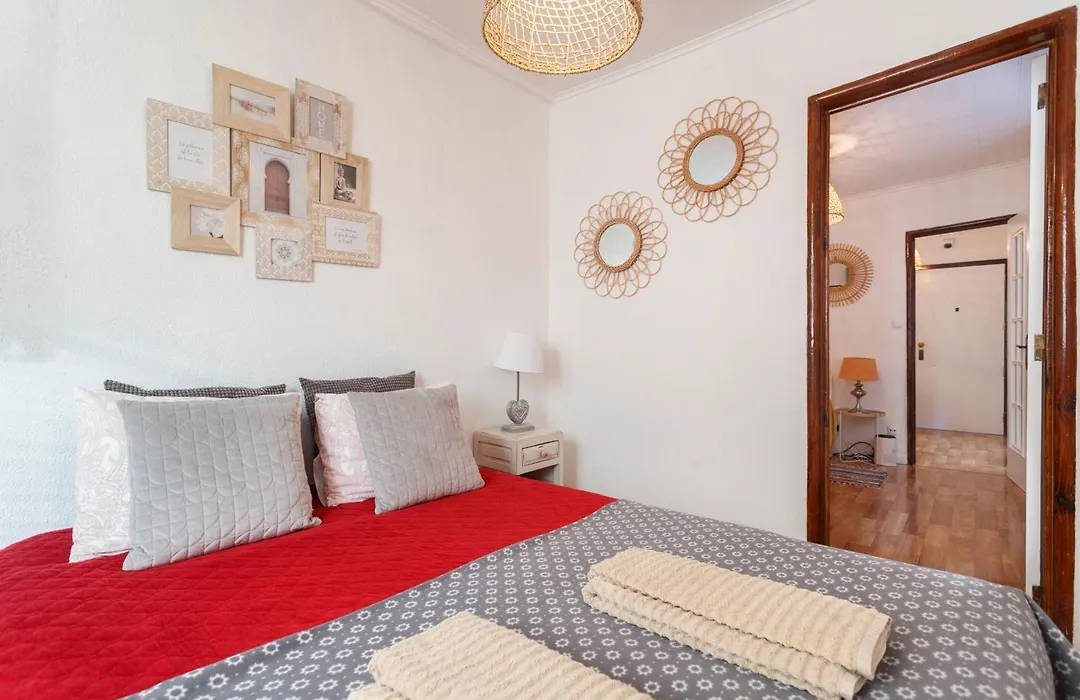 Lov'Alfama, At Home In Lisbon Apartments-1